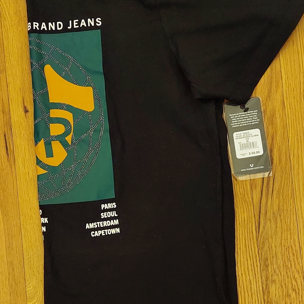 New! True Religion Global Tee, MEN"S XL - Picture 3 of 8